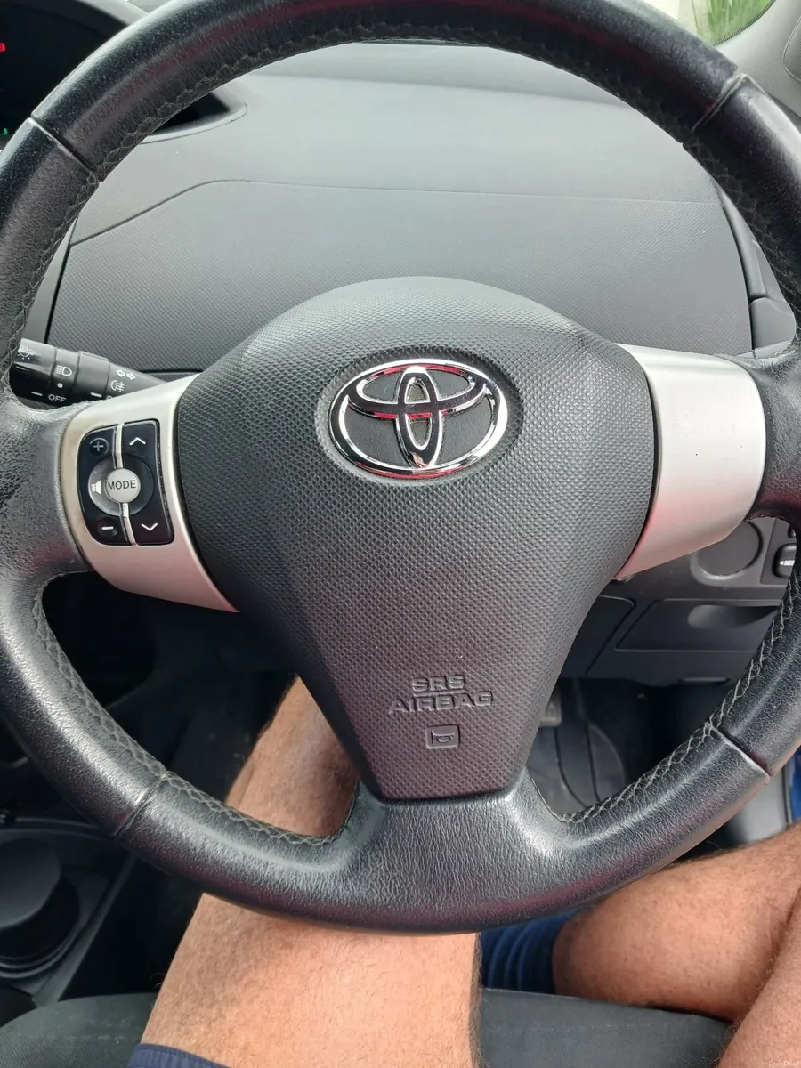 Toyota Yaris 2008 - Image 3