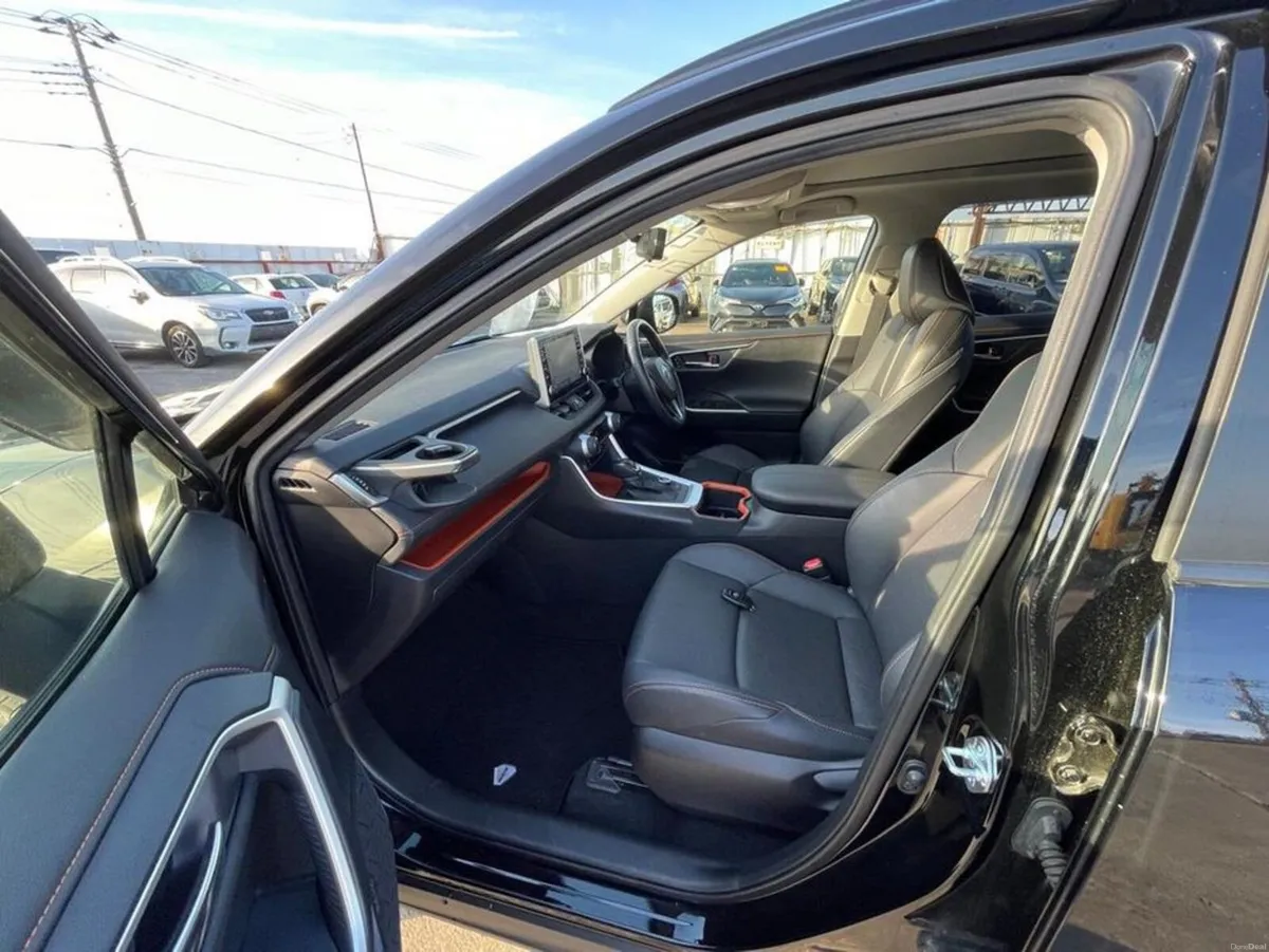 Toyota RAV4 Adventure - Image 3
