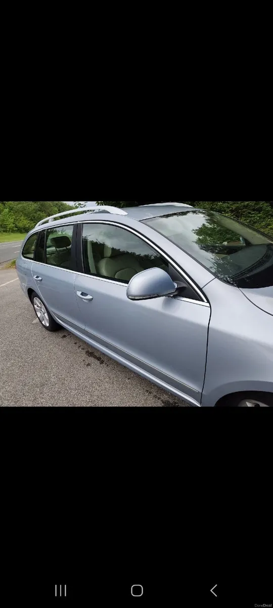 Skoda Superb 2012 - Image 1