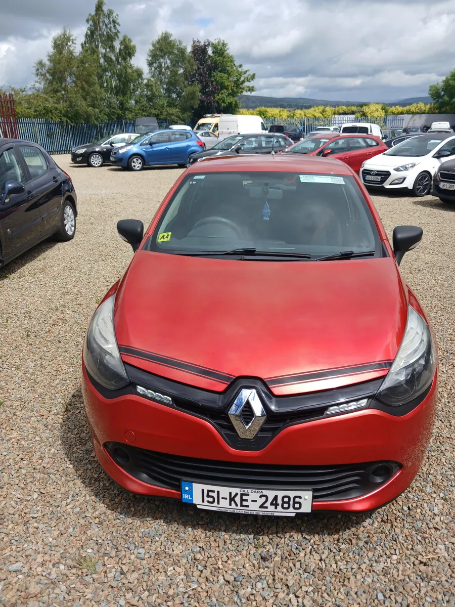 Renault Clio 2015 low mileage - Image 2