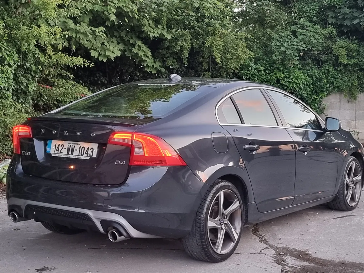 Volvo S60 2014 R design deluxe diesel ⛽️ €6990 - Image 1