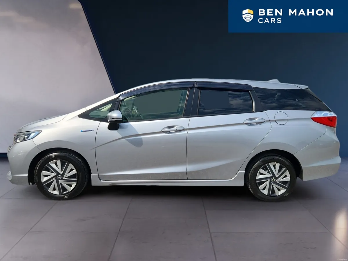 Honda Shuttle Hyrbrid Automatic - Image 2