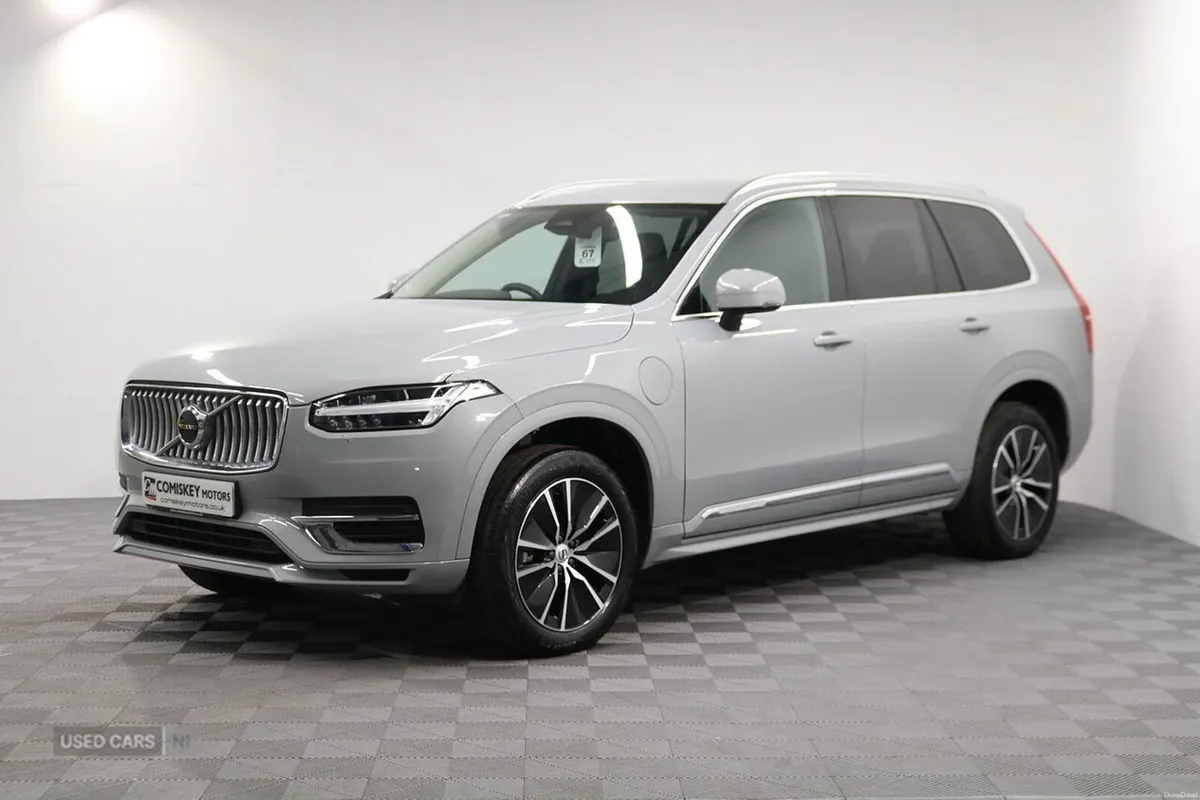 Volvo XC90 h T8 Core - Image 3