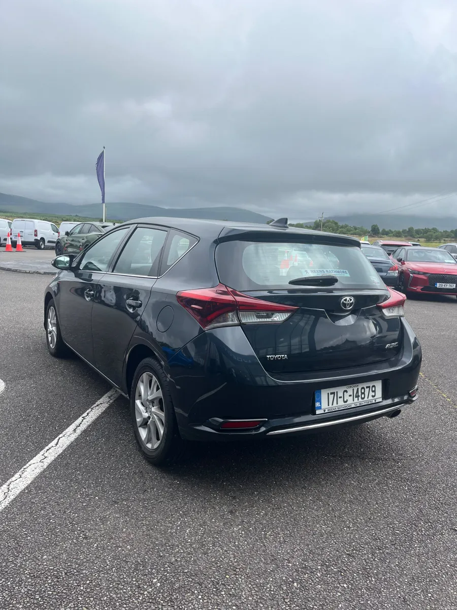 Toyota Auris 2017 - Image 4