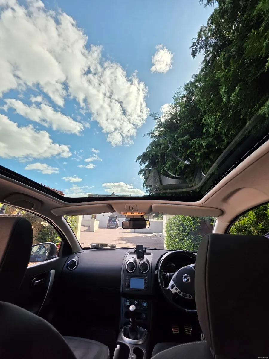 Nissan Qashqai+2 2011 - Image 2
