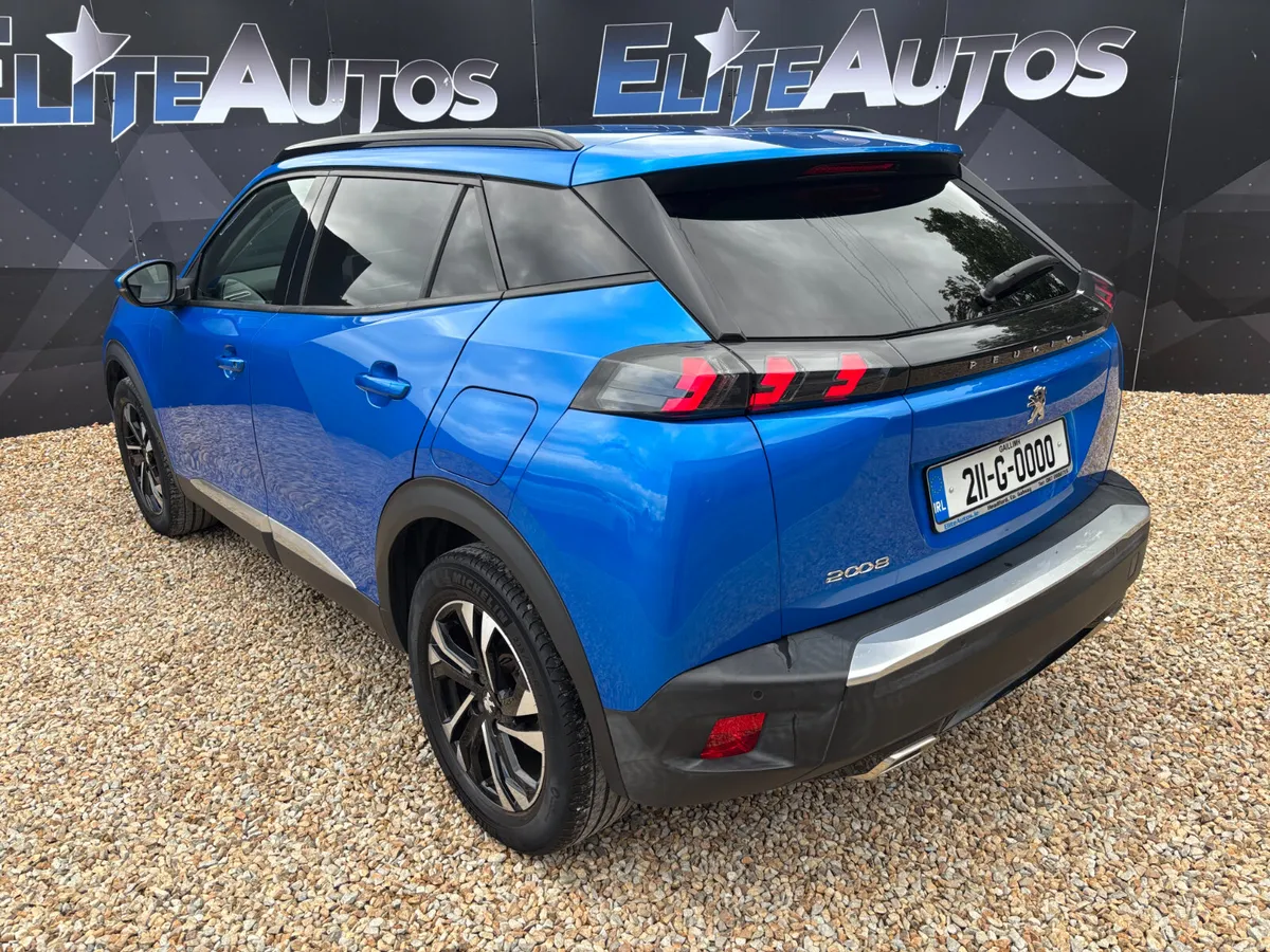 Peugeot 2008 Active Automatic 131 HP 2021 - Image 5