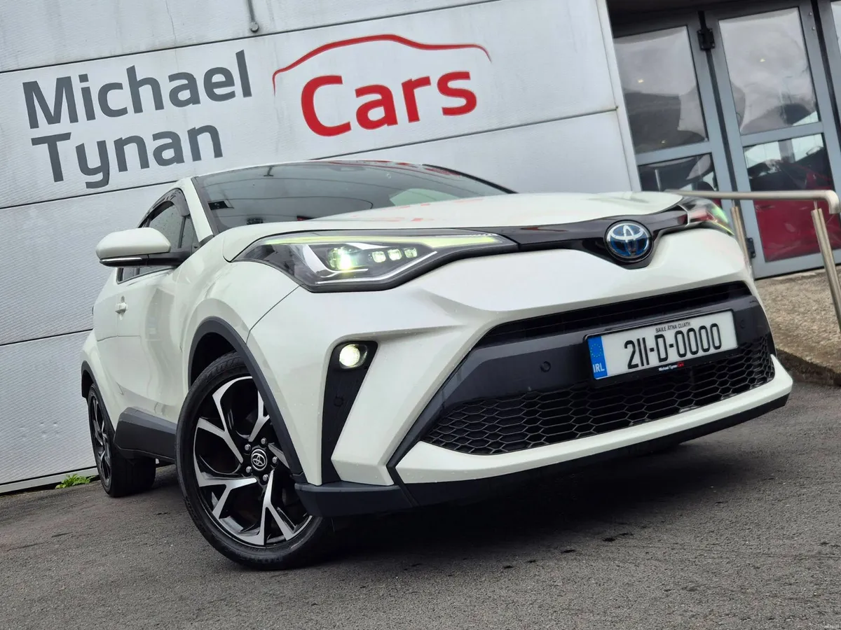 2021 Toyota C-HR Hybrid Sport, Camera, 18" Alloys - Image 4