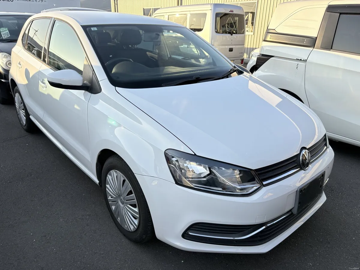 VOLKSWAGEN POLO 1.2 TSI AUTO 2015 - Image 1