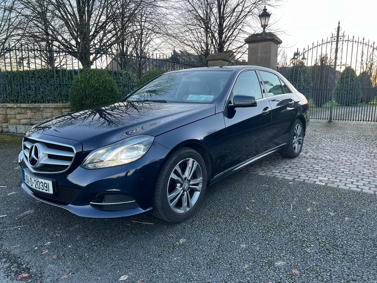 Mercedes Benz E Class Hybrid Diesel - Image 5