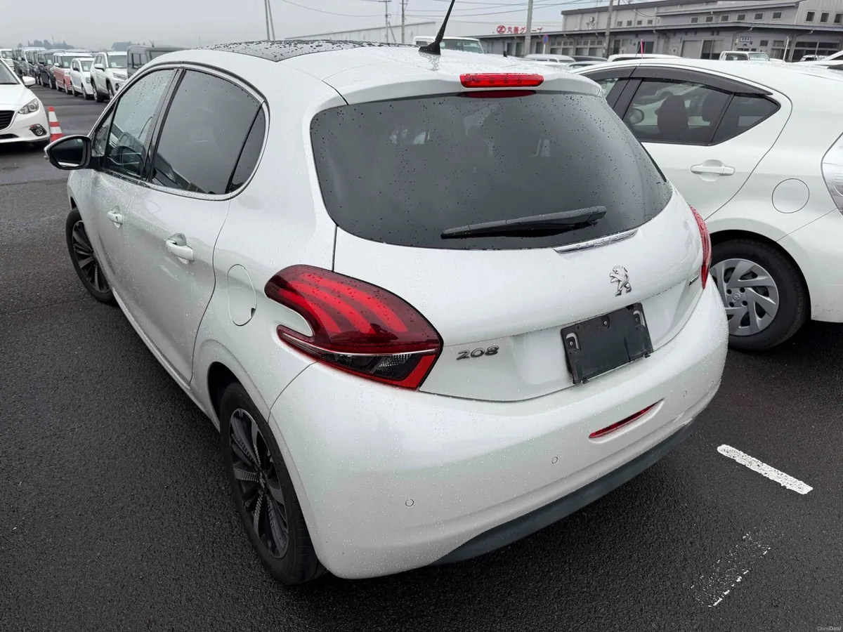 PEUGEOT 208 1.2 ALLURE AUTO 2017 - Image 2