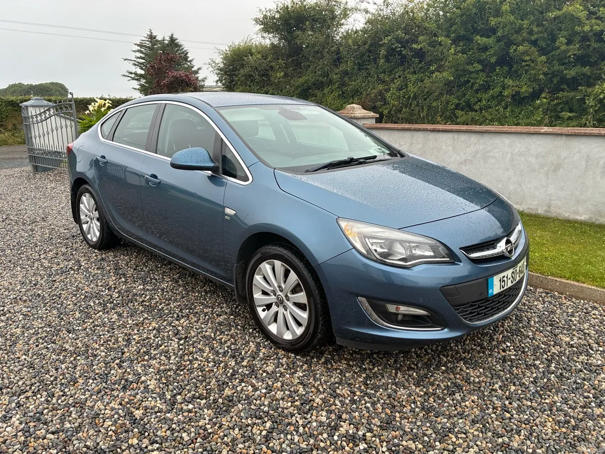 2015 Opel Astra SE *New Nct 07/2027* - Image 1