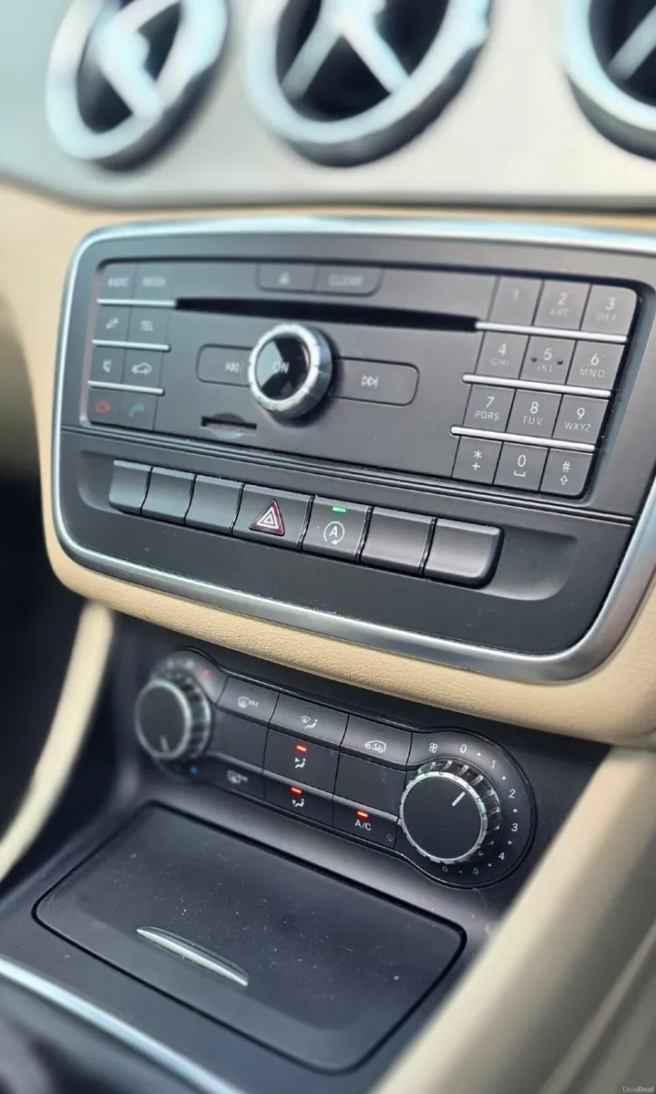 Mercedes-Benz CLA 2016 - Image 3