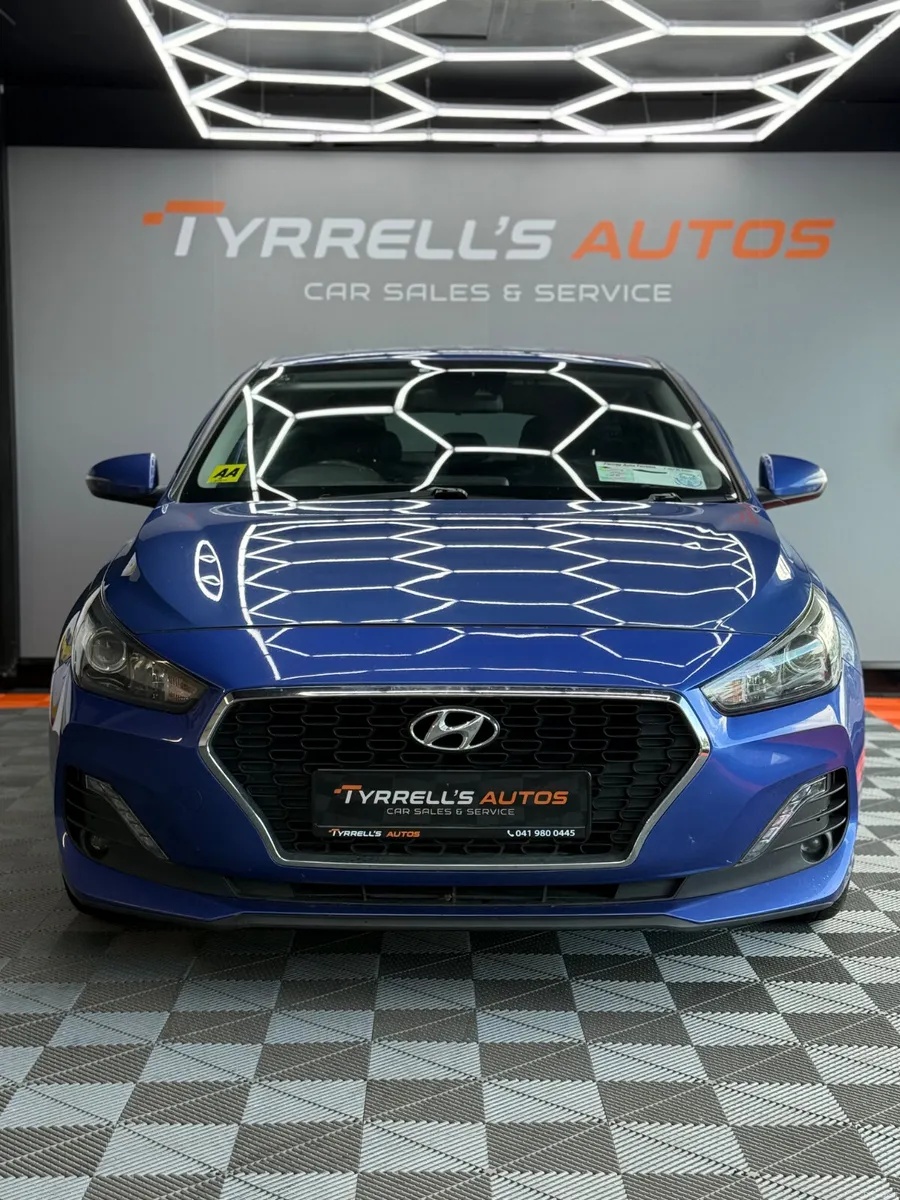 Hyundai i30 1.6CRDI Fastback 2019 - Image 3