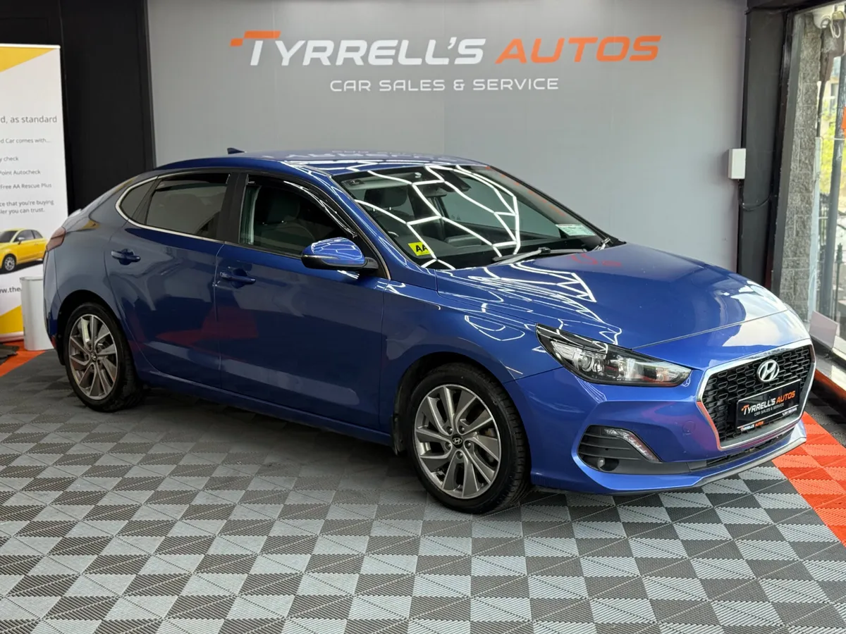 Hyundai i30 1.6CRDI Fastback 2019 - Image 2
