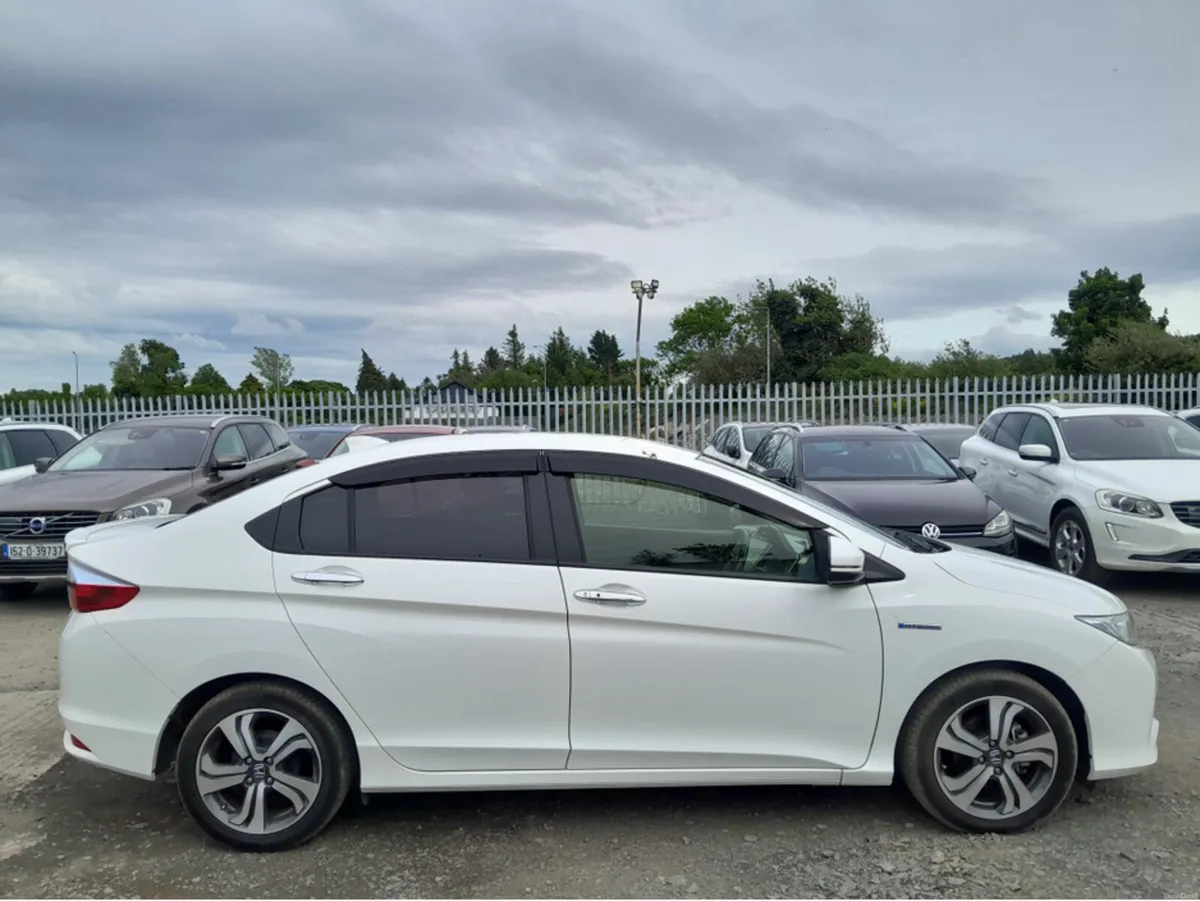 Honda Grace 1.5 Petrol Hybrid low mileage (6408) - Image 4