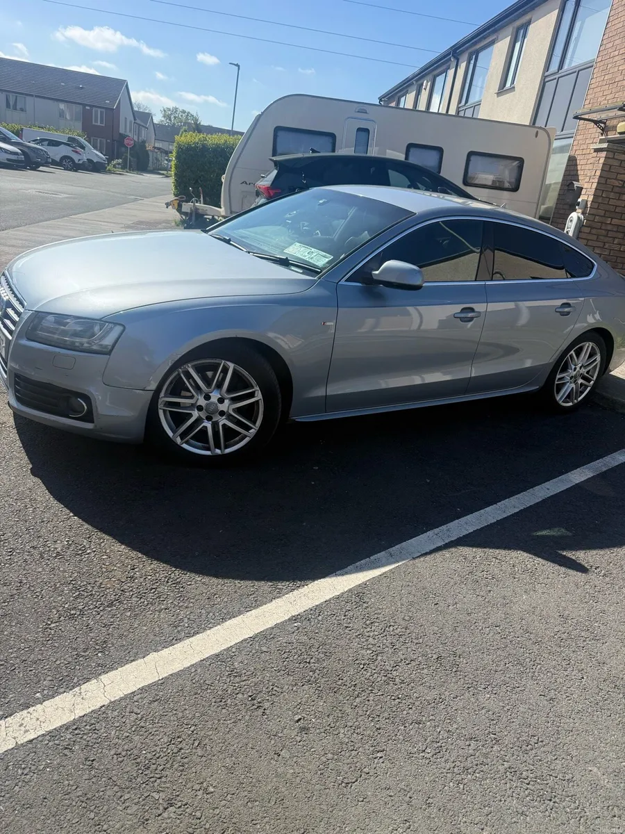 AUDI A5 silver drives perfect - Image 1