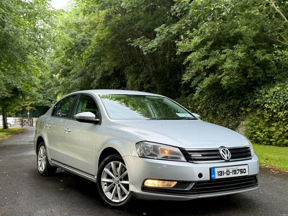 2013 Volkswagen Passat - Image 4