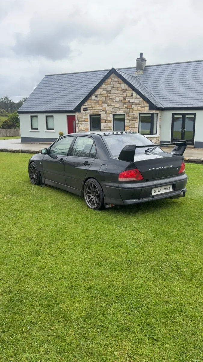 Mitsubishi Evo 7 - Image 5