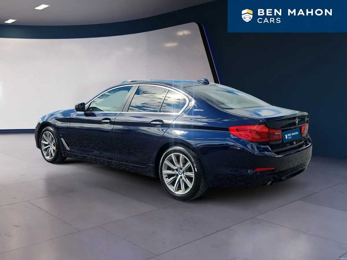 BMW 5-Series 2017 - Image 3