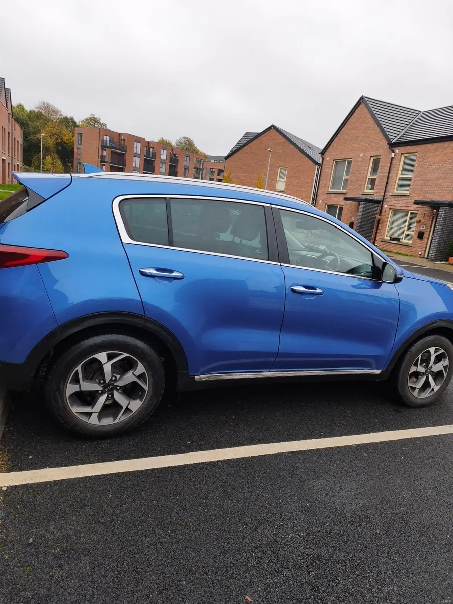 Kia Sportage 1.6 K3 MHEV 5DR *KIA WARRANTY 2028* - Image 1