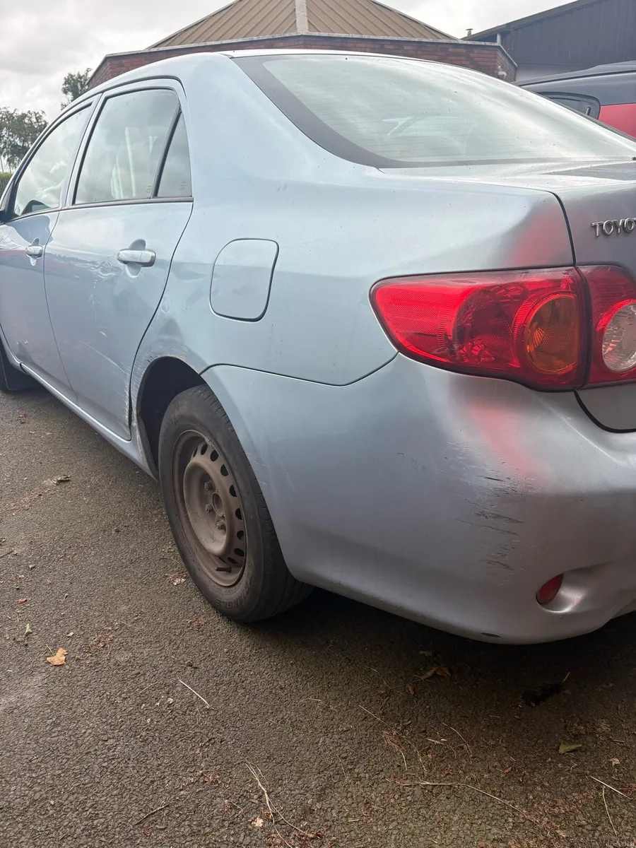 Toyota Corolla - Image 3