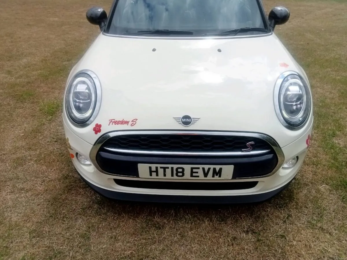 2018 Mini Cooper convertible softtop - Image 6