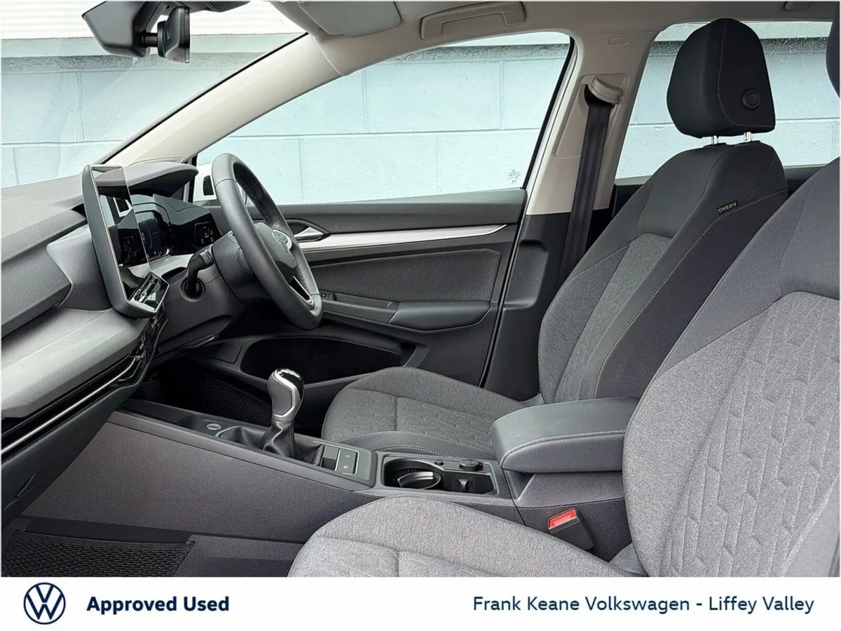 Volkswagen Golf EDITION 75 2.0 TDI 116HP *PURE WHI - Image 4