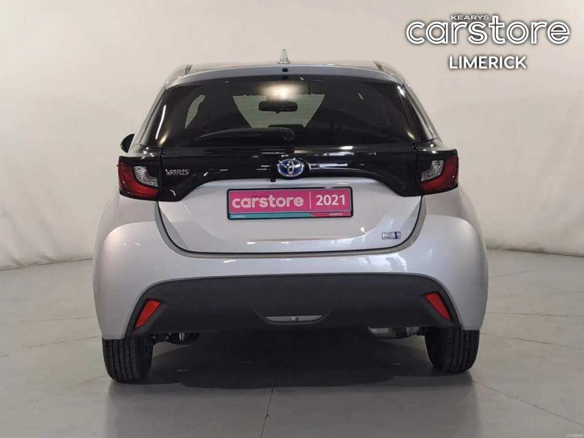 Toyota Yaris 1.5 - Image 4