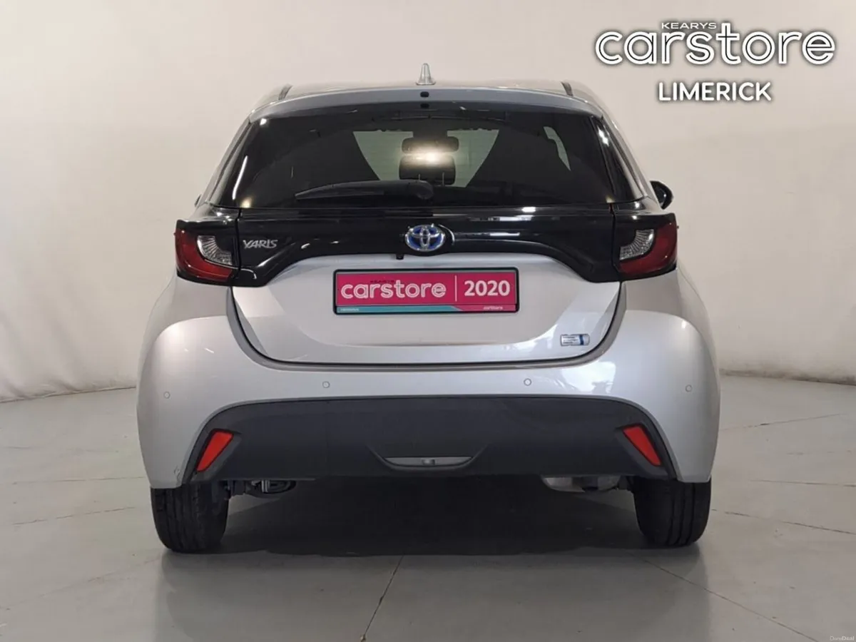 Toyota Aqua 1.5 - Image 4