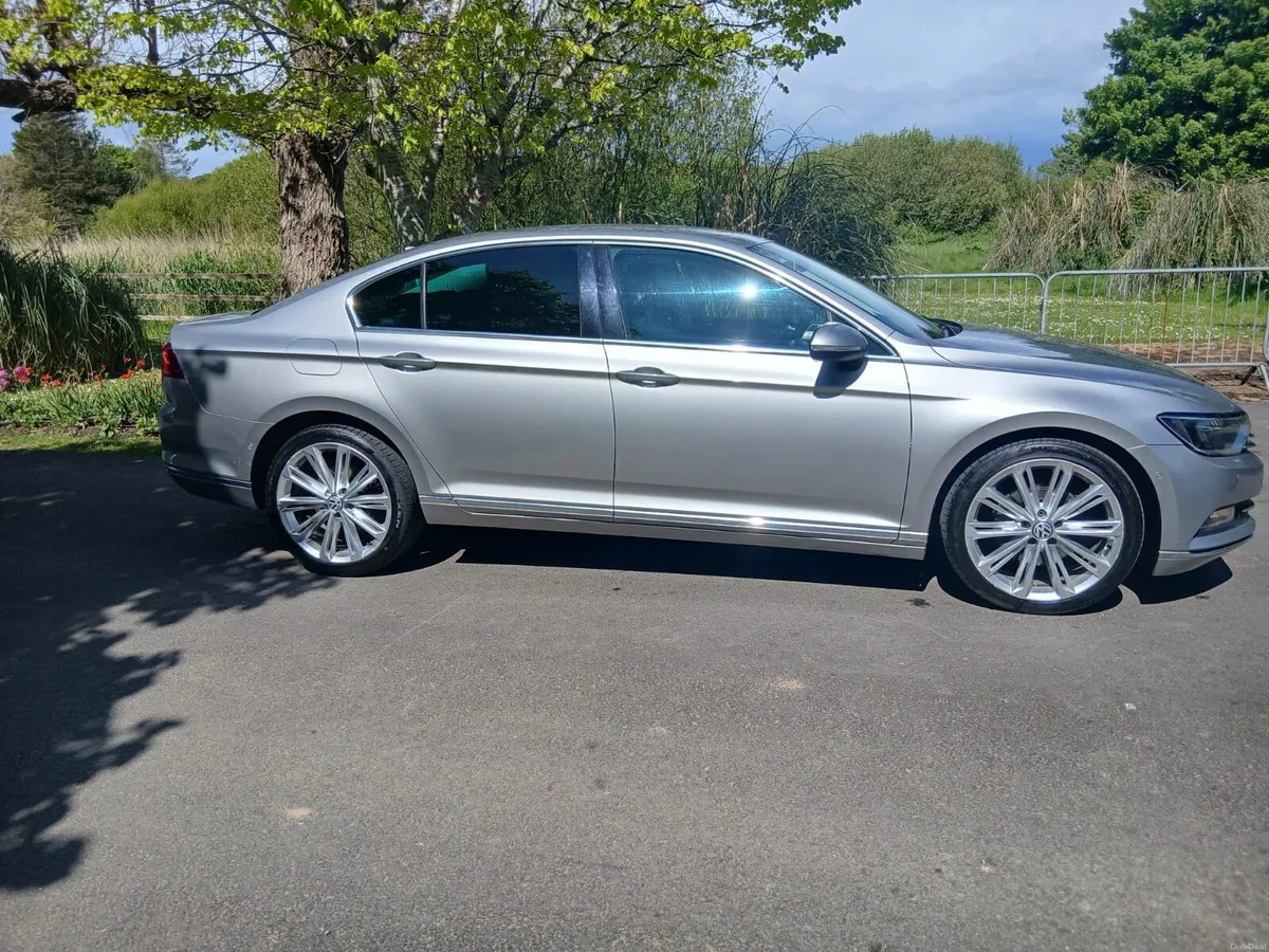 Volswagon passat GT LINE - Image 2