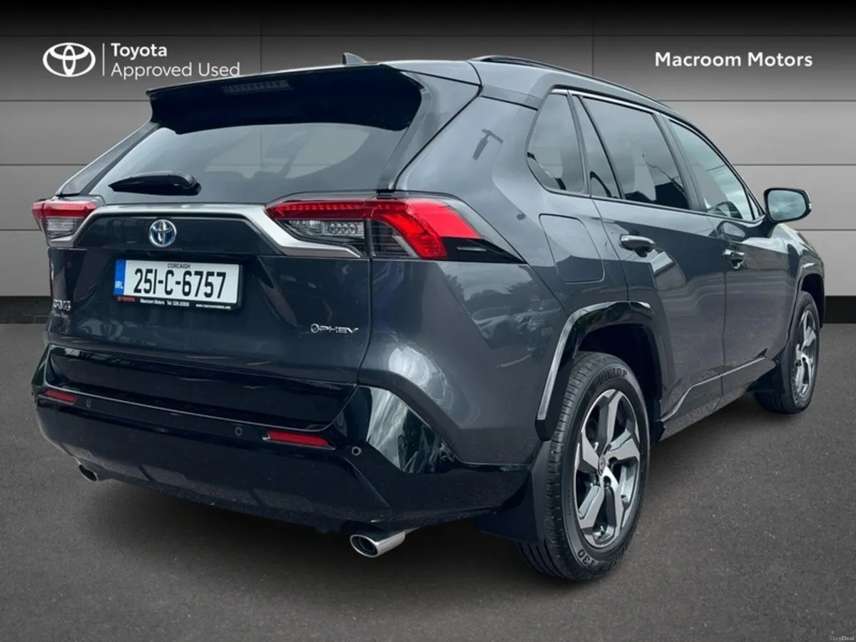 Toyota RAV4 RAV4 PLUG-IN HYBRID SOL - Image 2