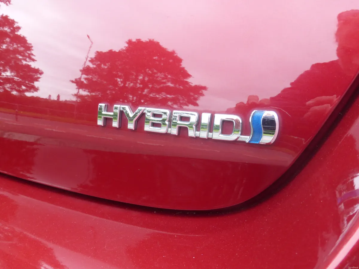 Toyota Auris 2018 - Image 6