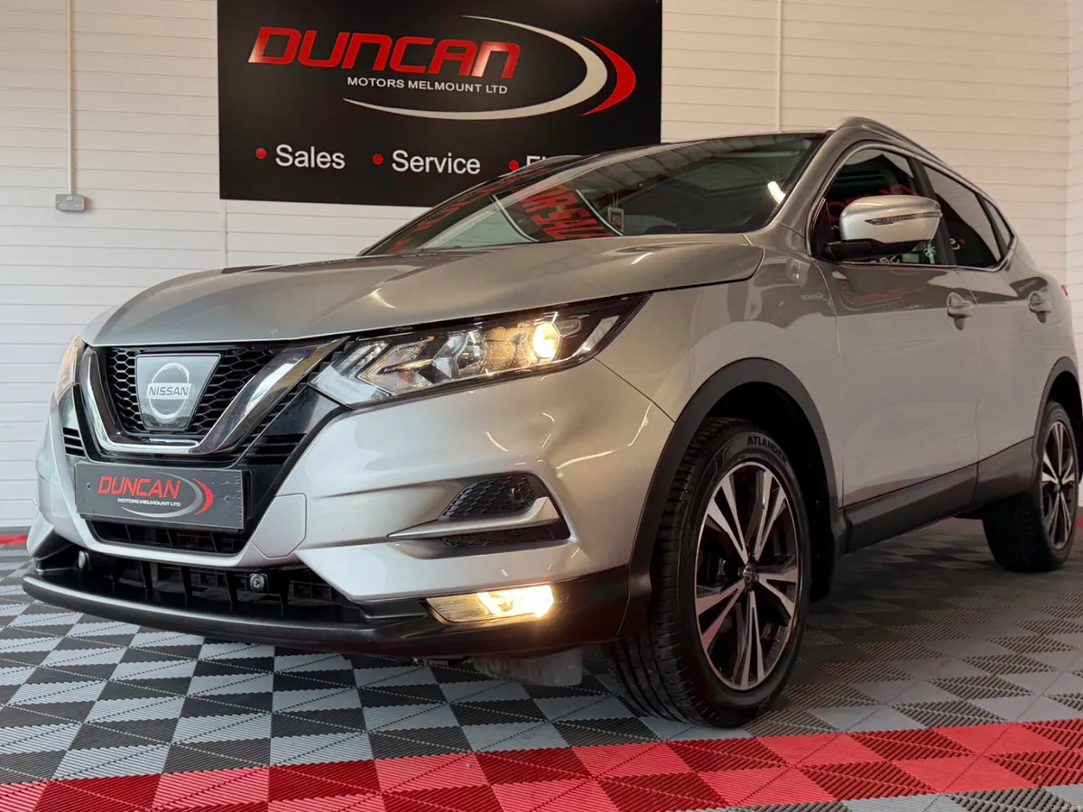 Nissan Qashqai 2017 vrt included in price - Image 4