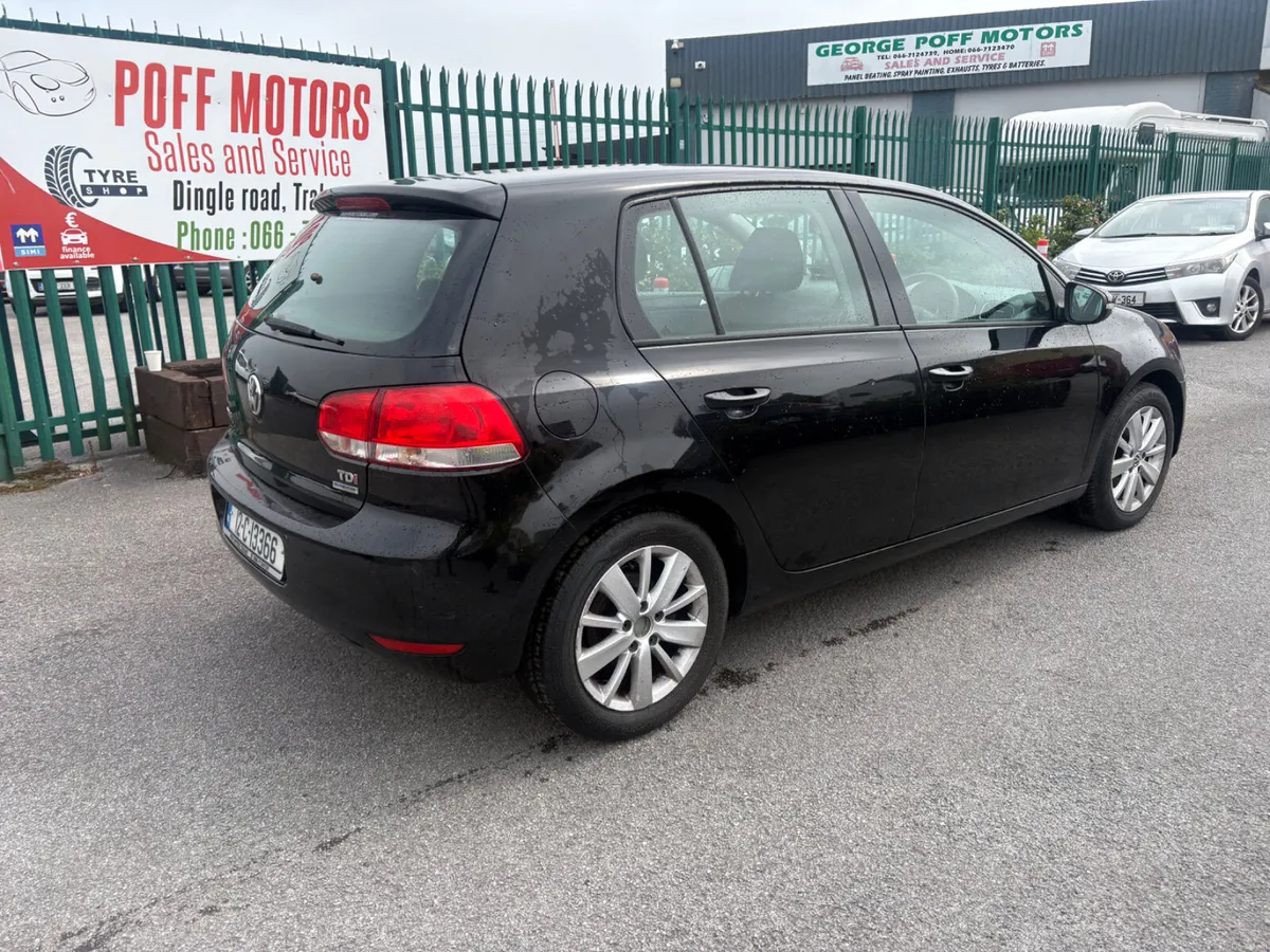 Volkswagen Golf 2012 - Image 4