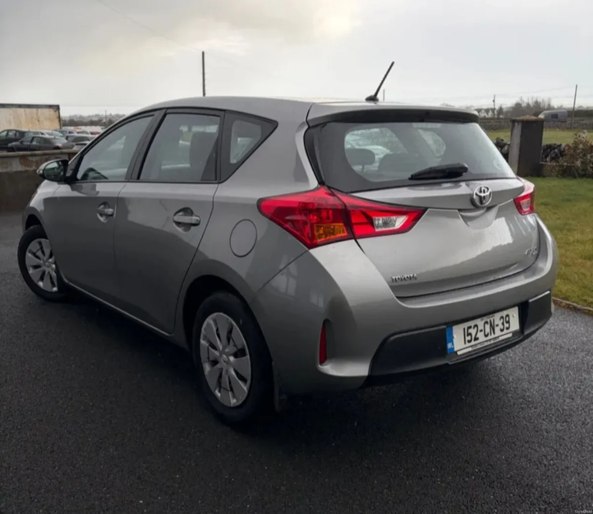 Toyota Auris 2015 - Image 3