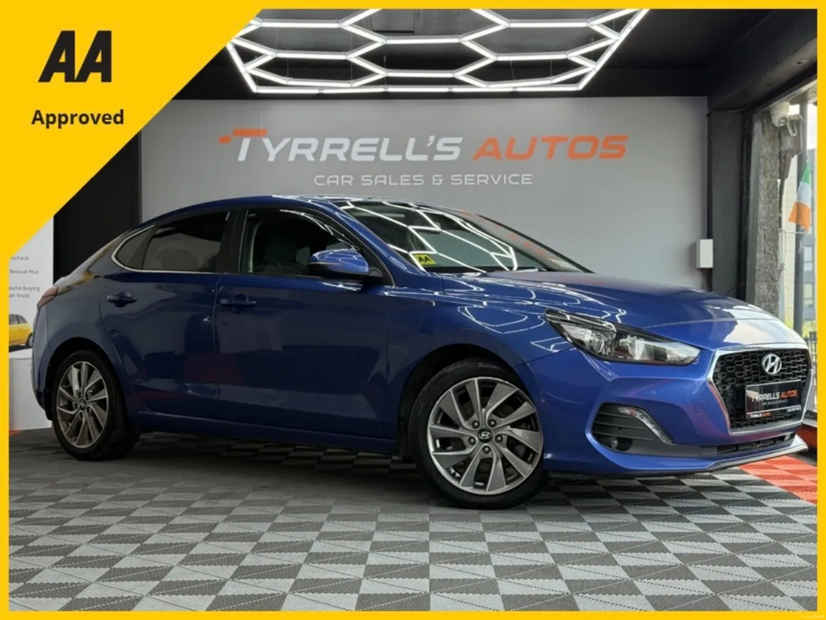 Hyundai i30 1.6CRDI Fastback 2019 - Image 1