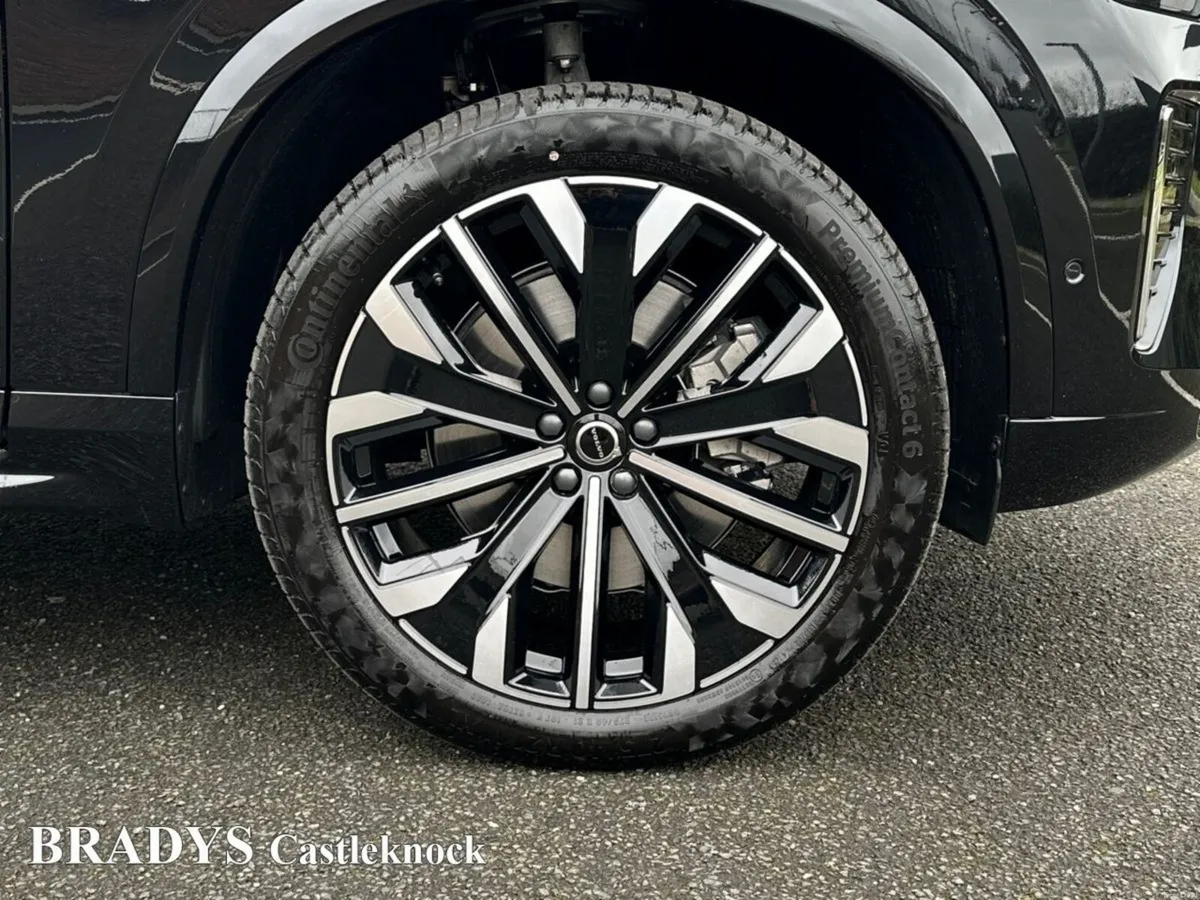 Volvo XC90 T8 Ultra Bright AWD PHEV 455BHP **TOP S - Image 5