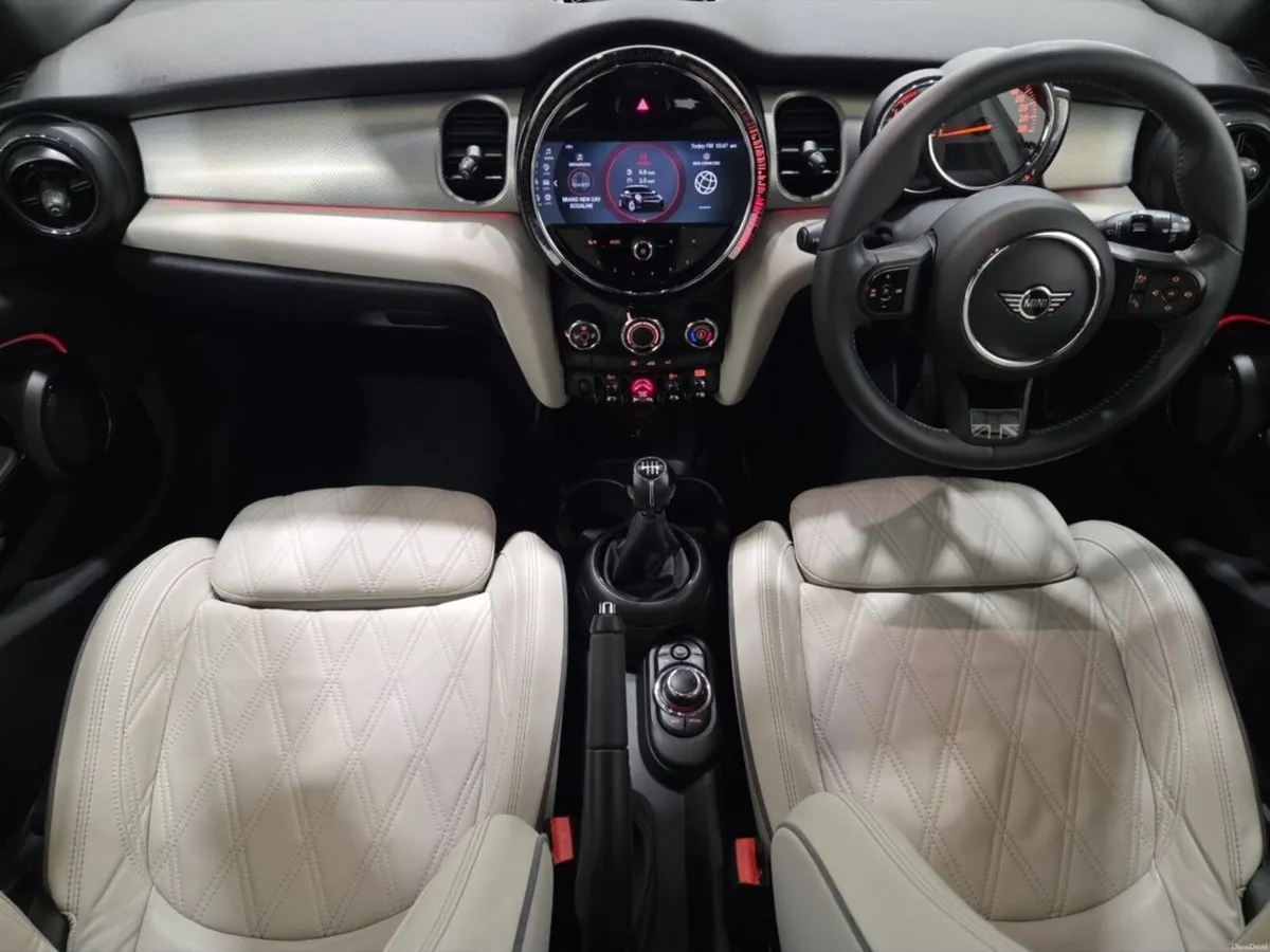 Mini Cooper Cooper Exclusive - Image 4