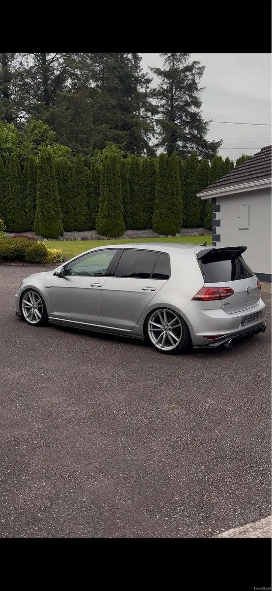 2017 Volkswagen Golf GTD Manual - Image 3