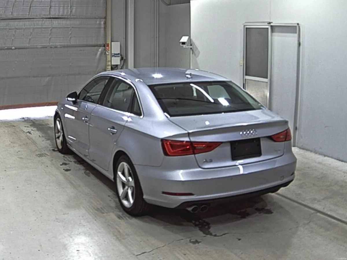 AUDI A3 SALOON 1.4 TFSI AUTO 2015 - Image 4