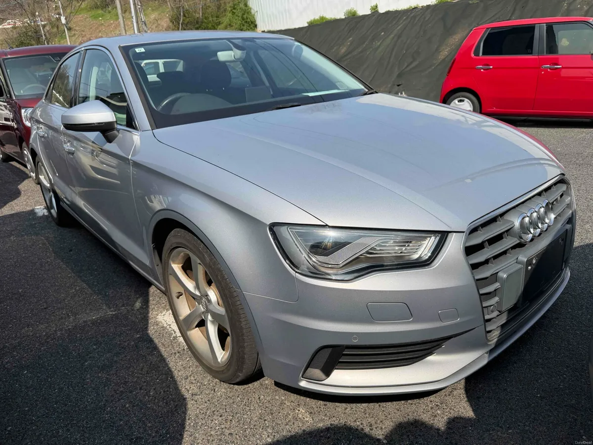 AUDI A3 SALOON 1.4 TFSI AUTO 2015 - Image 3
