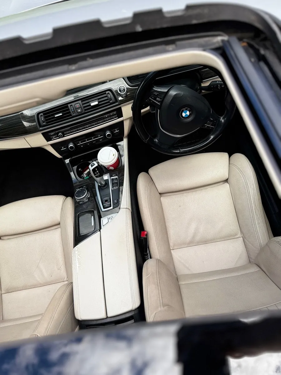 2015 BMW 520 luxury Auto - Image 3