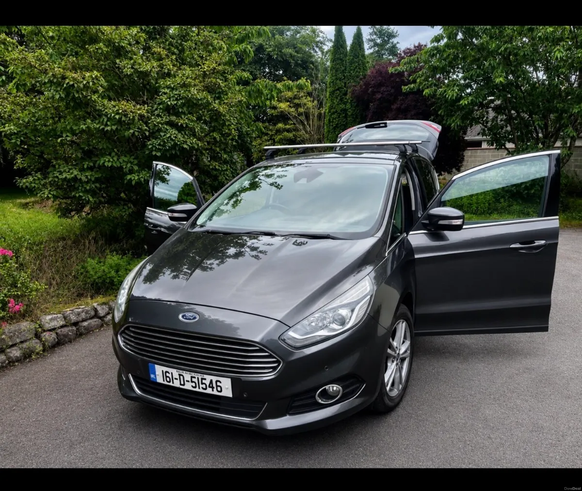Ford Focus S Max 2016 - Image 1