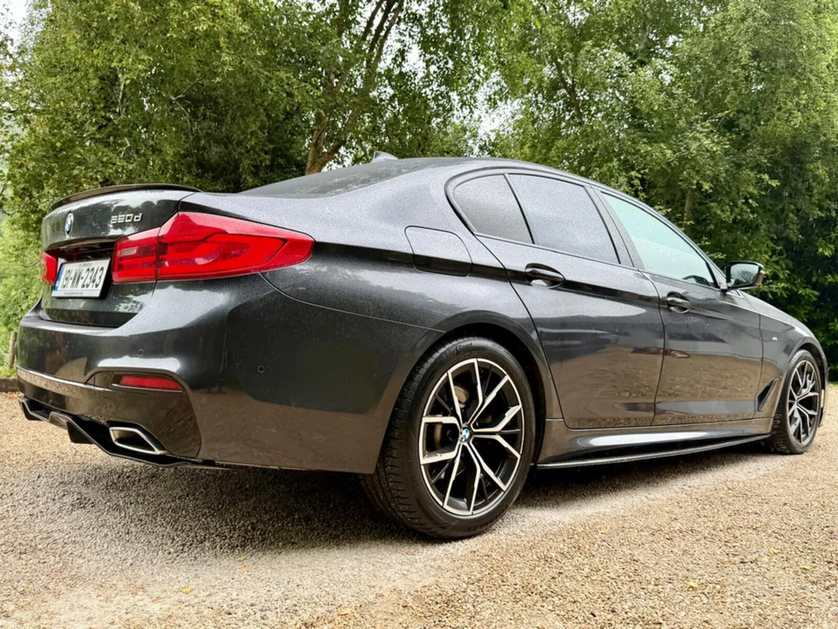 BMW 5-Series 520D G30 M SPORT - Image 6