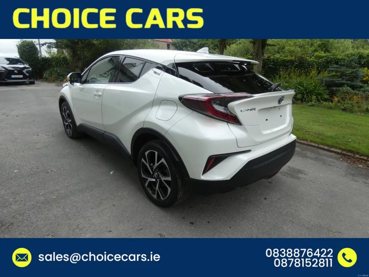 Toyota C-HR 1.8 AUTO HYBRID - Image 4