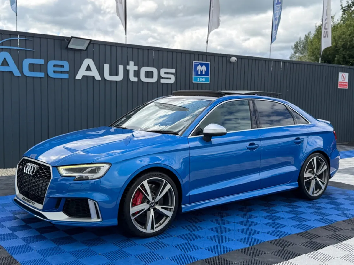 Audi RS3 **SUNROOF** 2.5 PETROL QUATTRO **400 BHP* - Image 3