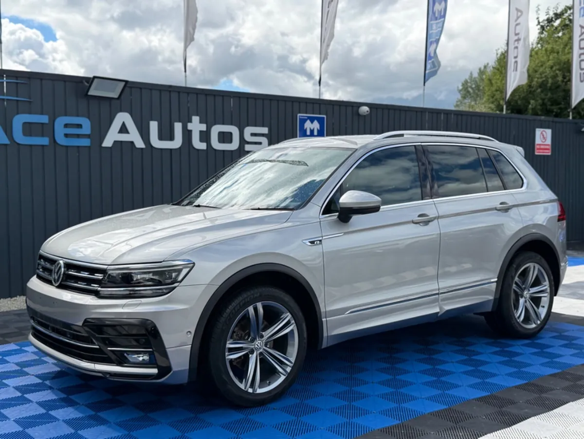 Volkswagen Tiguan R-LINE 4WD - 2.0L DIESEL - AUTO - Image 3