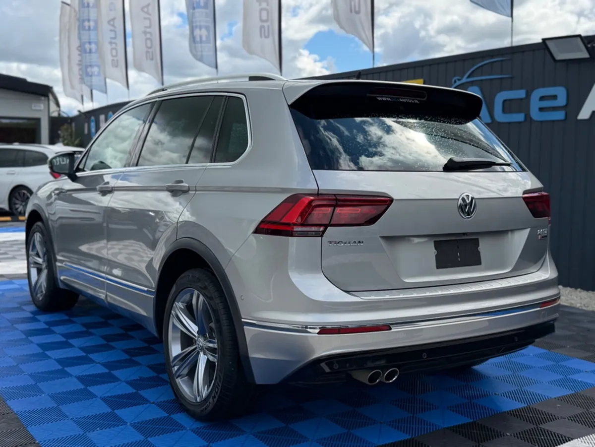 Volkswagen Tiguan R-LINE 4WD - 2.0L DIESEL - AUTO - Image 5