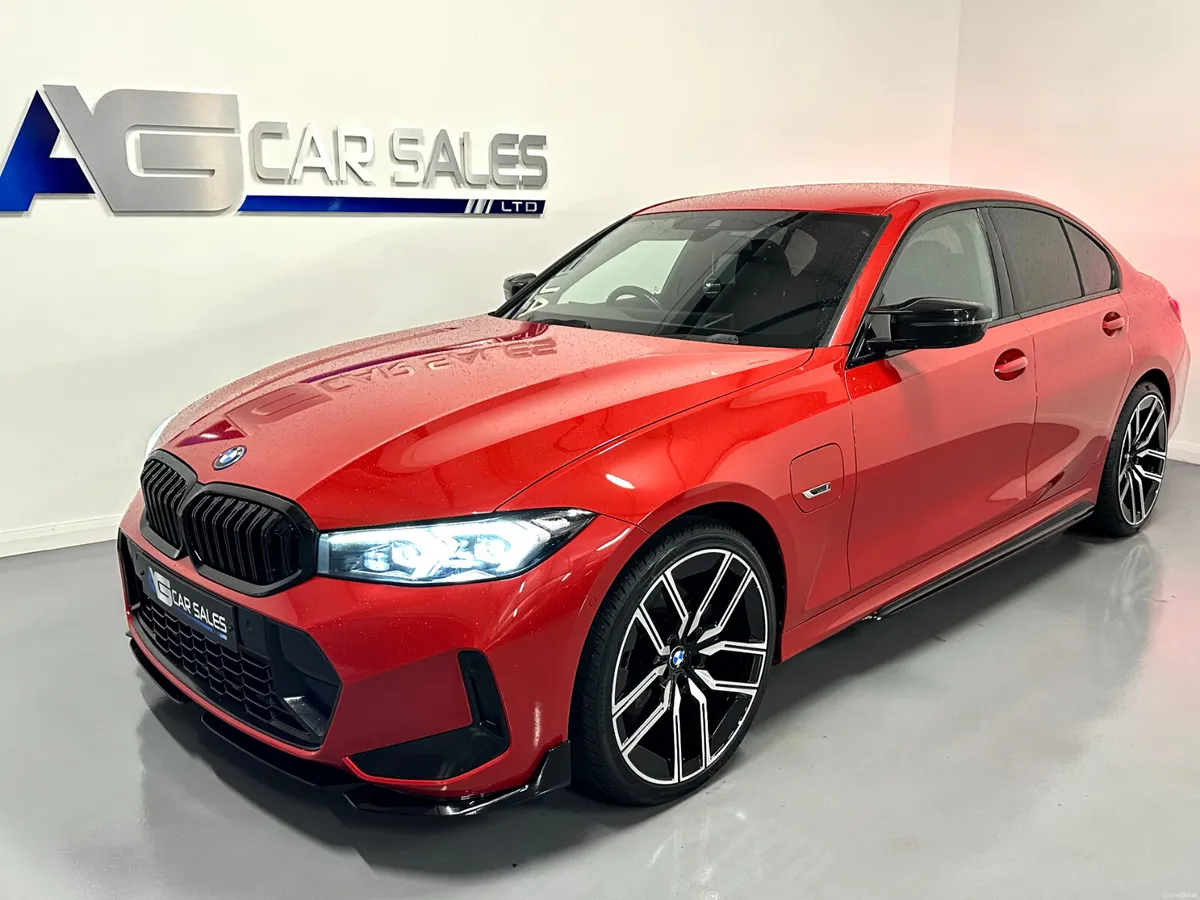 2023 BMW 330E M-Sport M-Perfromance - Image 3