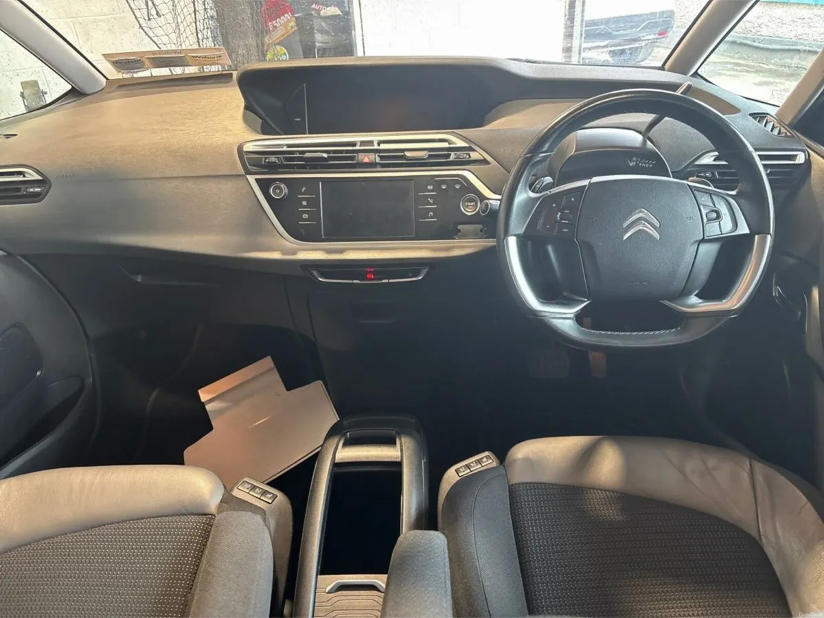 Citroen C4 C4 FEEL EXCL 1.5 BLUEHDI 130 E - Image 4